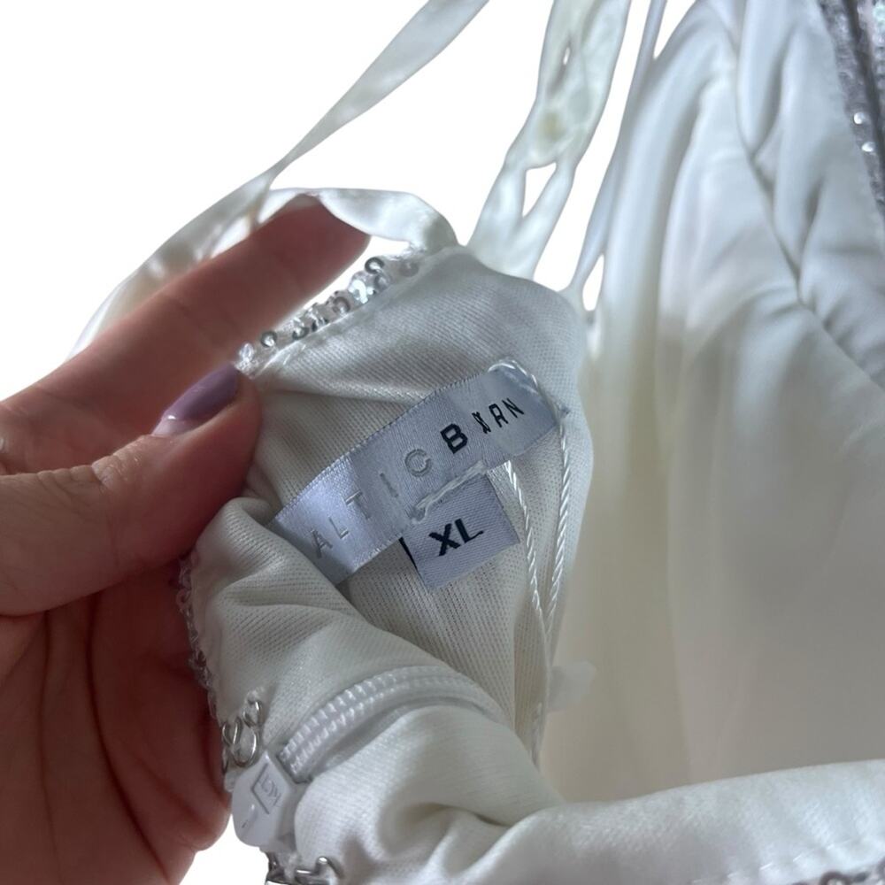 Baltic Born NWT Willett Sequin Jumpsuit Silver XL Wide Leg Drapey Party Cocktail - Picture 12 of 15